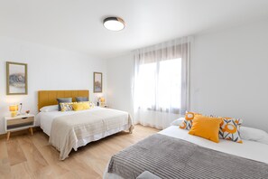 5 slaapkamers, gratis babybedden, beddengoed