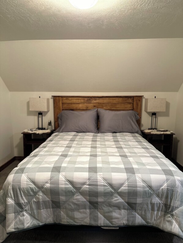 2 bedrooms, WiFi, bed sheets