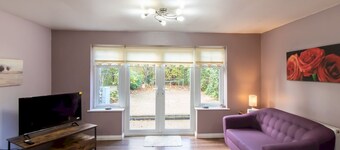 Cozy Coastal 3-Bedroom Home in North Shields - Pass the Keys