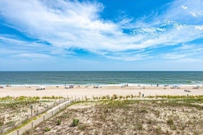 On the beach - Salty Sands 2 302 | Oceanfront Balcony (Ocean City)