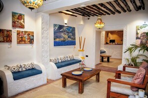 Interior detail - Bellissimo Boutique Hotel (Zanzibar Town)