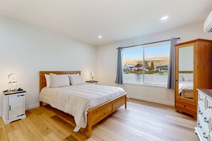 2 bedrooms, Internet, bed sheets