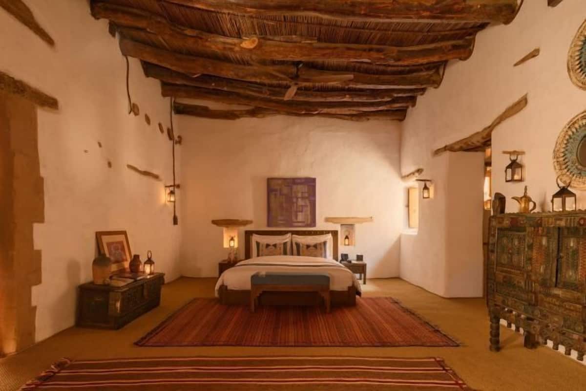 Cofres nos quartos, Wi-Fi de cortesia, individualmente decorados