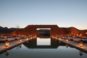 Outdoor pool, pool umbrellas, sun loungers