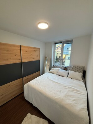 2 Schlafzimmer, Bügeleisen/Bügelbrett, WLAN, Bettwäsche