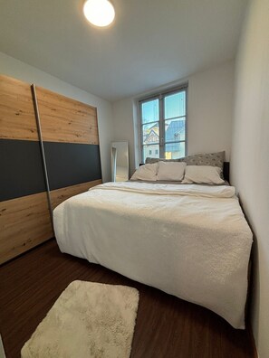 2 sovrum, strykjärn/strykbräda, wi-fi och sängkläder