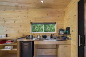 Cabin, 1 Queen Bed | Private kitchen | Mini-fridge, stovetop, cookware/dishes/utensils, paper towels