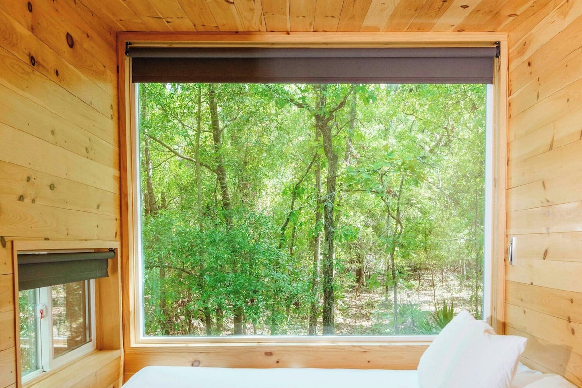 1 bedroom, desk, laptop workspace, bed sheets