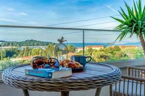 Outdoor dining - Town Villa Cavtat by MyWaycation (Cavtat)