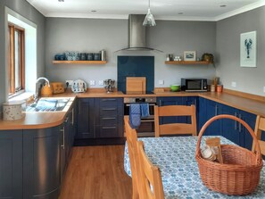Dishwasher, highchair