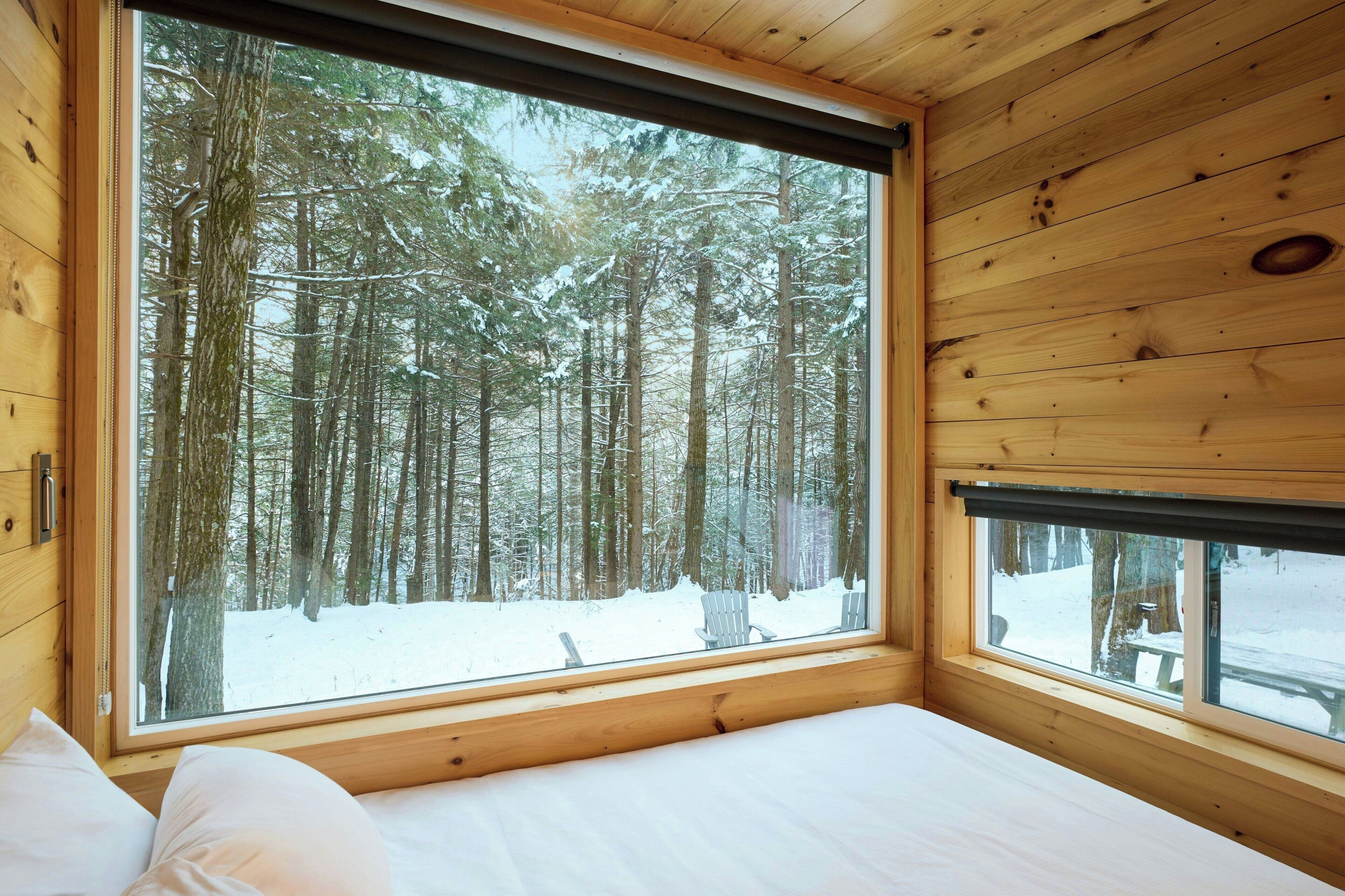 1 bedroom, desk, laptop workspace, bed sheets