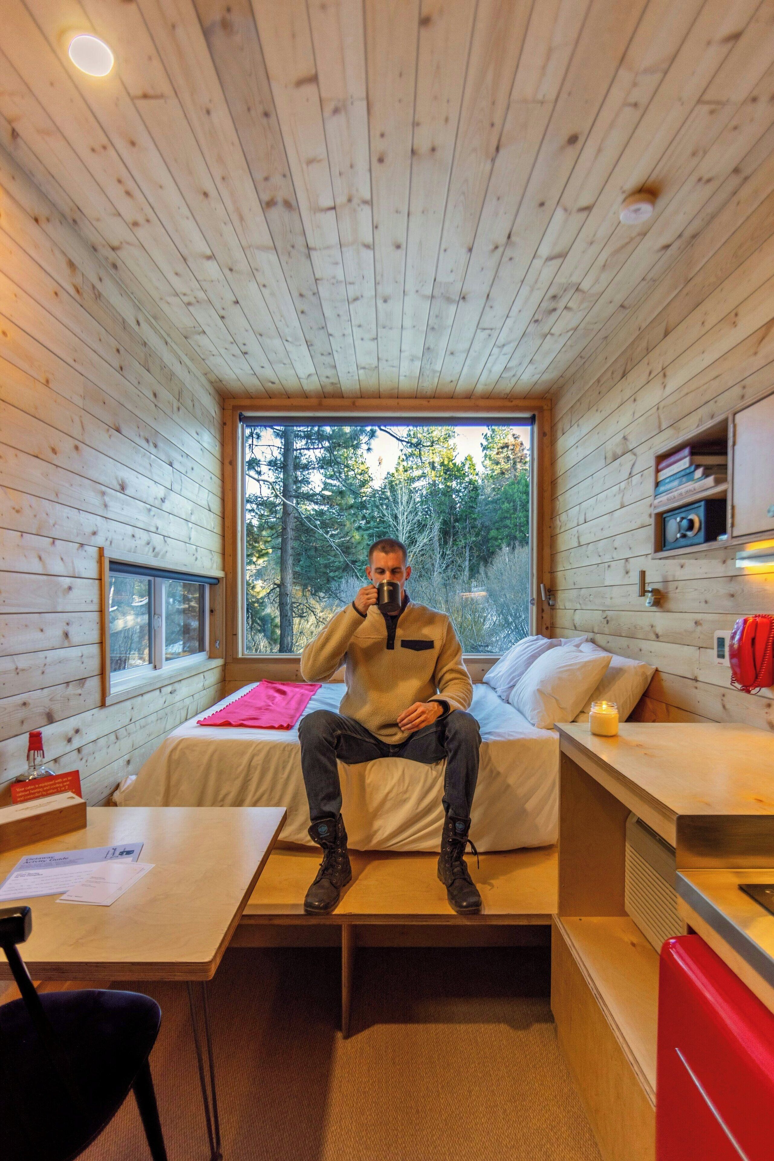 Cabana standard, 1 cama Queen | 1 quarto, escrivaninha, espaço de trabalho para notebook, roupa de cama