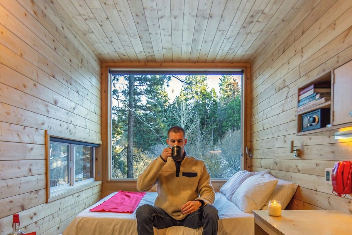 標準小屋, 1 張加大雙人床 | 1 間臥室、書桌、筆電工作空間、床單