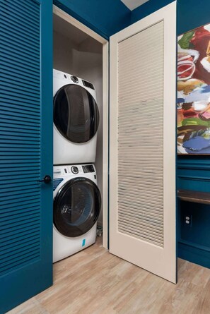 Interior - The Optimistic | Pool, Parking, Lounge, Balcony (Nashville)