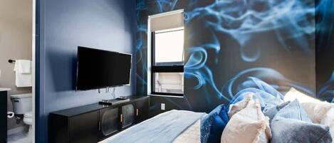 3 bedrooms, iron/ironing board, travel cot, free WiFi
