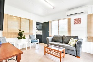 Uklassifisert bilde, 4 av 9, knapp