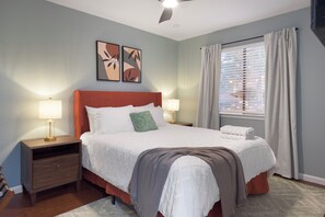 3 chambres, bureau, fer et planche à repasser, Wi-Fi gratuit