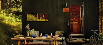 Postcard Cabins Mount Adams, Outdoor Collection by Marriott Bonvoy