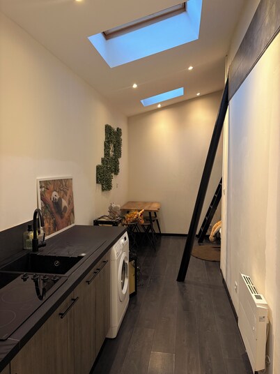 The Jungle Room located 2 steps from the train station  