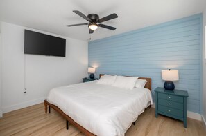 1 bedroom, travel cot, WiFi