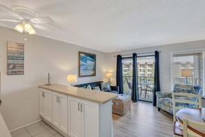 Smart TV, offices - Ocean Villa A215 - Enchanting Beachfront Retreat (Hilton Head Island)