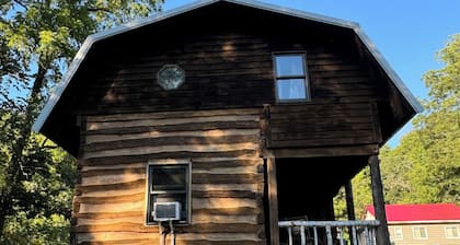 Serenity cabin at Crooked Creek