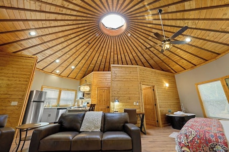 Smart TV, books. Enchanting Moroccan Yurt, King Bed Hot Tub, Firepit, Babbling Brook flowing near