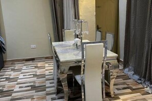 Dining - Amc Luxe Retreat
 (Amasaman)