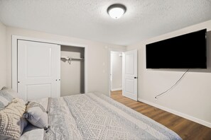 4 bedrooms, iron/ironing board, travel cot, WiFi