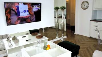 Apartment | Living area