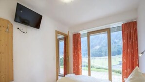 House - Maisonette Stay for 8 Guests (Wald im Pinzgau)