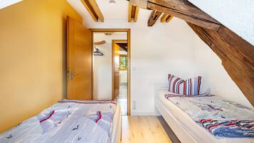 2 chambres, Wi-Fi gratuit, draps fournis