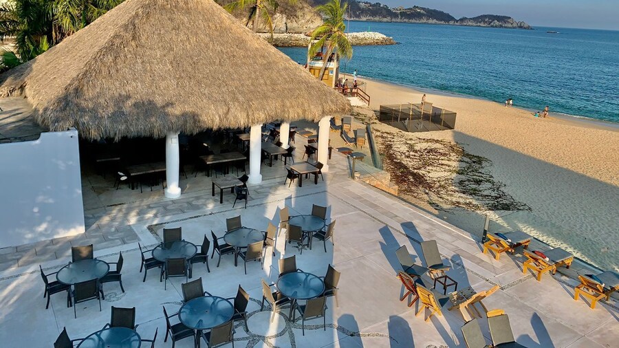 HOTEL LA ISLA HUATULCO H