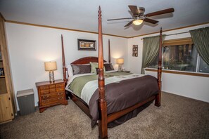 Apartment, Mehrere Betten, Terrasse, Bergblick | 3 Schlafzimmer, individuell dekoriert, individuell eingerichtet