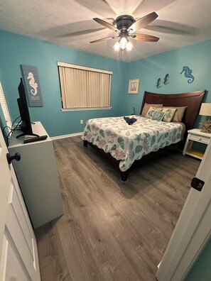 2 bedrooms, WiFi, bed sheets - Chasing Mermaids: Family-Friendly Oasis in PCB (Panama City)