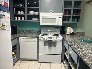 Microwave, oven, stovetop, dishwasher