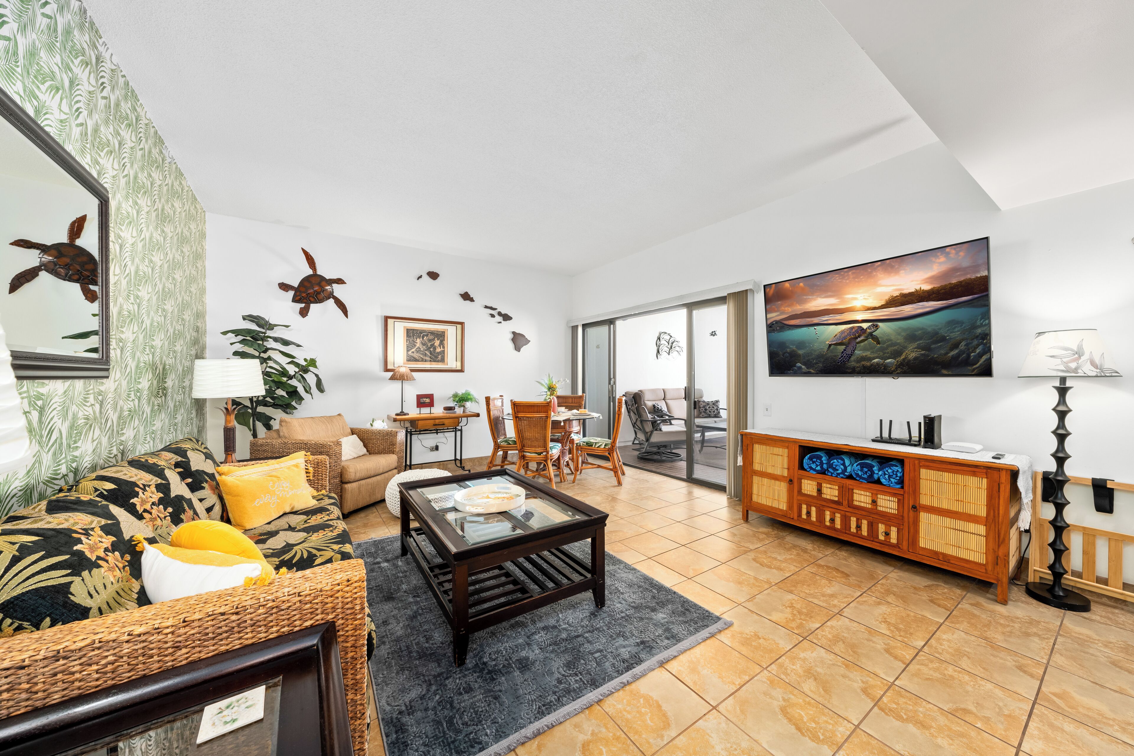 Room, 1 Bedroom, Partial Ocean View | Living area | 32-inch Smart TV with cable channels