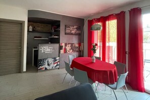 Dining - Apt. a few kilometres from Como (La Primula) (Tavernerio)