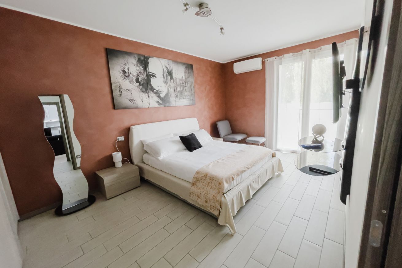 1 camera, ferro/asse da stiro, Wi-Fi, lenzuola