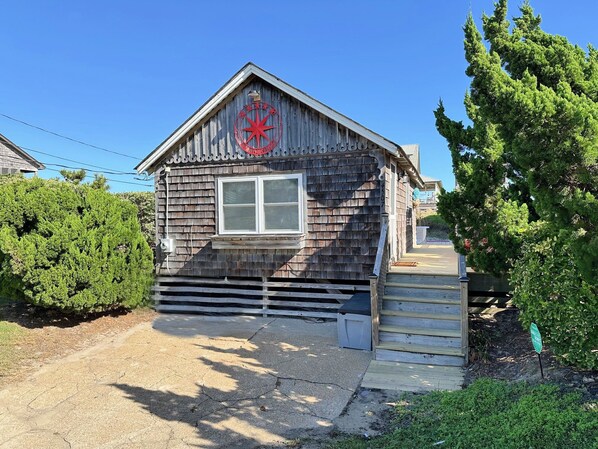 Exterior - Beach Angel: Pet Friendly, Semi-Oceanfront Beach Cottage in Nags Head (Nags Head)