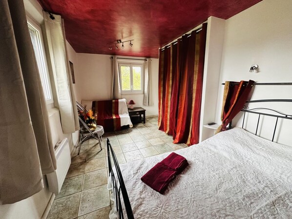 2 Schlafzimmer, Bügeleisen/Bügelbrett, Internetzugang