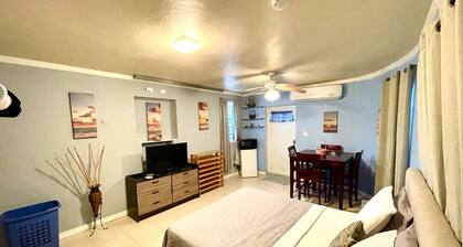 Papaya – New Spacious Loft - Sea View - Perfect Location