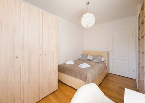 1 chambre, fer et planche à repasser, Wi-Fi, draps fournis