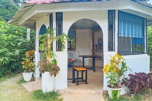 Unclassified image, 5 of 12, button - RedDoorz @ St Anthony Beach Resort (Asturias)