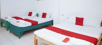RedDoorz @ St Anthony Beach Resort
