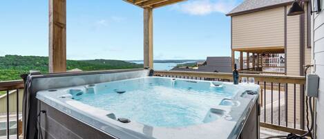 Baignoire à remous extérieure