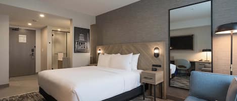 Standard Room, 1 King Bed (Euro Bathroom) | Premium bedding, in-room safe, desk, laptop workspace