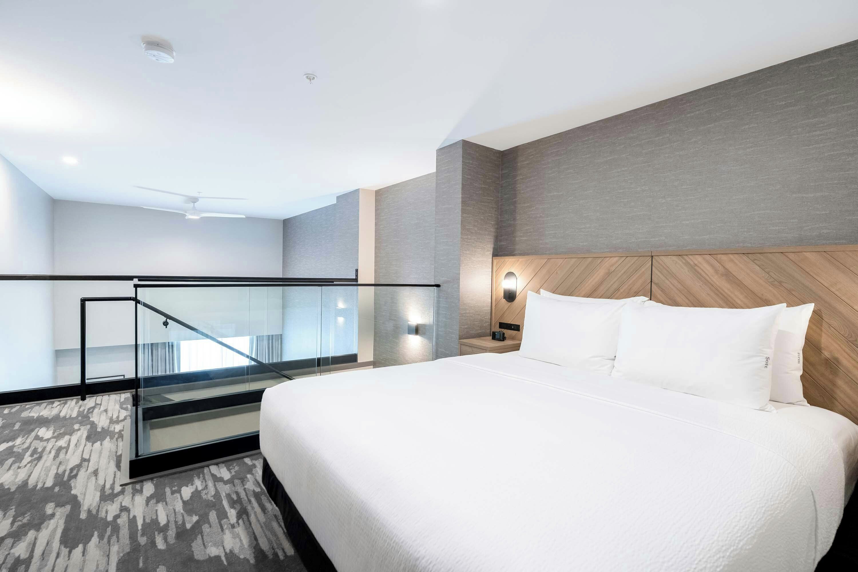 Loft, 1 King Bed with Sofa bed, Kitchenette (Loft Suite) | Premium bedding, in-room safe, desk, laptop workspace