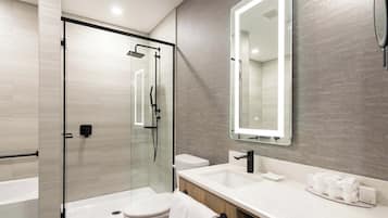 Grand Suite, 1 King Bed with Sofa bed, Kitchen | Bathroom | Rainfall showerhead, hair dryer, bathrobes, towels