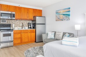 Suite estudio Confort | Decoración individual, mobiliario individual, cortinas opacas